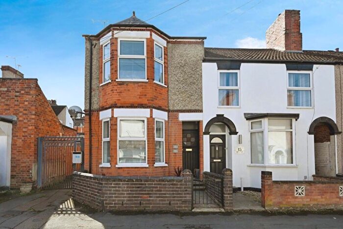 2 Bedroom Apartment For Sale In Spring Street, Rugby, CV21