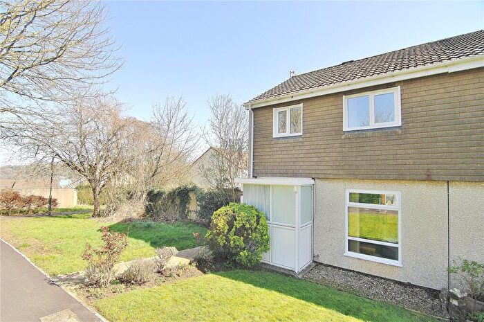 2 Bedroom Semi Detached House For Sale In Badgers Way, Nailsworth, Stroud, Gloucestershire, GL6