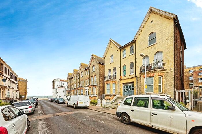 1 Bedroom Flat For Sale In Athelstan Road, Margate, Kent, CT9