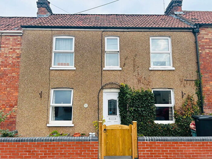 4 Bedroom Terraced House For Sale In Horsecastle Close, Yatton, BS49