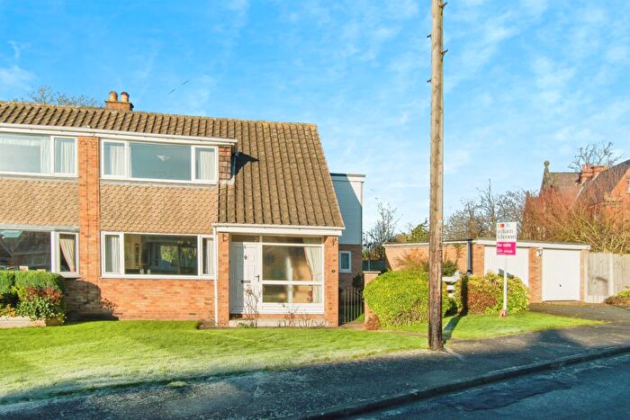 4 Bedroom Semi-Detached House For Sale In The Orchard, Carleton, Pontefract, WF8
