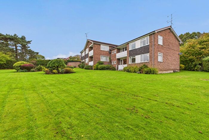 3 Bedroom Flat For Sale In Burlington Close, Dore, S17
