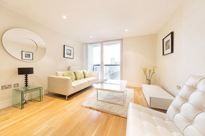 1 Bedroom Apartment To Rent In Millharbour, London, E14