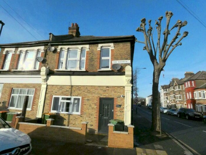 2 Bedroom Flat To Rent In Rabbits Road, Manor Park, London, E12