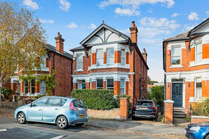 5 Bedroom Detached House To Rent In Wodeland Avenue, Guildford, Surrey, GU2