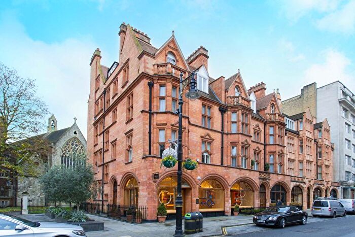 Studio To Rent In Mount Street, Mayfair, W1K