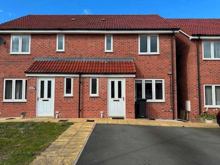 3 Bedroom Semi-Detached House To Rent In Bolehyde Close, Swindon, SN3