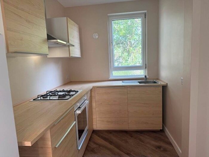 2 Bedroom Flat To Rent In Loganlea Avenue, Edinburgh, EH7