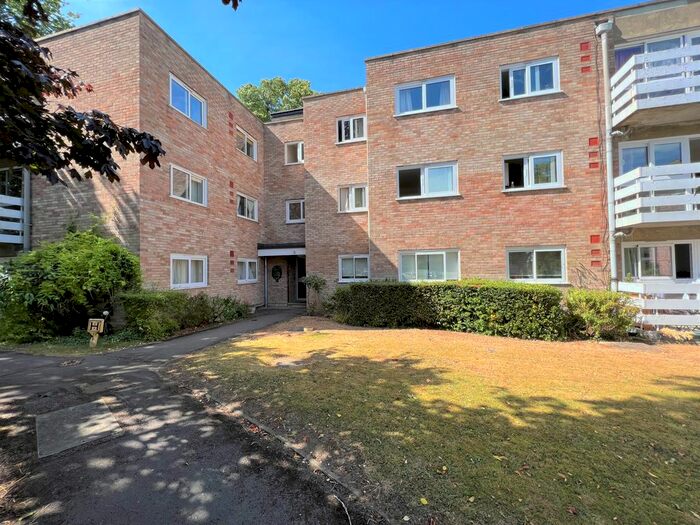 2 Bedroom Flat To Rent In Cunliffe Close, Oxford, OX2
