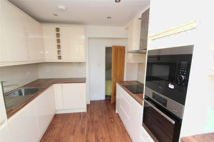 2 Bedroom Apartment To Rent In Rosebery Road, Muswell Hill, London, N10