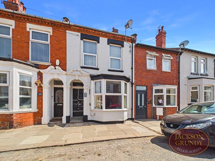 3 Bedroom Terraced House For Sale In Wycliffe Road, Abington, NN1