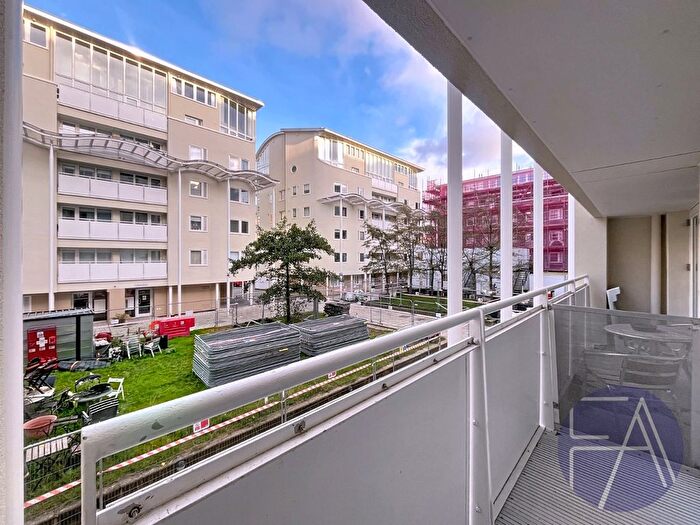 2 Bedroom Flat For Sale In Royal Quay, Liverpool, Merseyside, L3