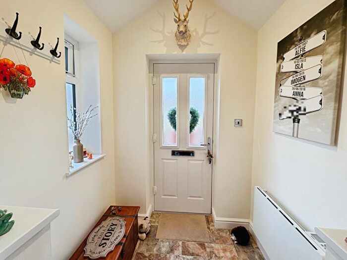3 Bedroom Semi-Detached House For Sale In Lister Crescent, Sheffield, S12