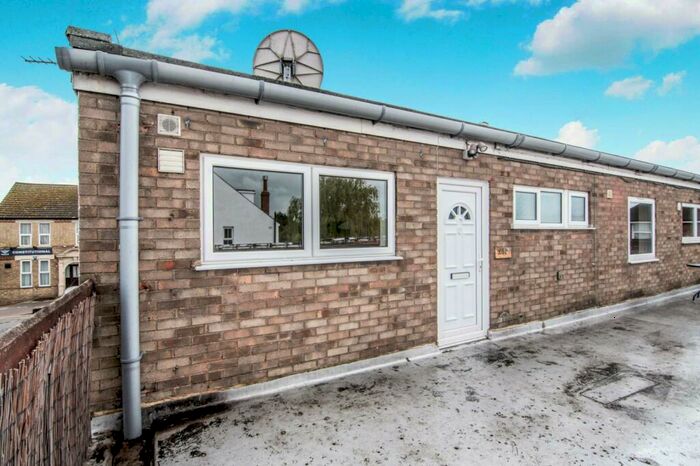 2 Bedroom Flat To Rent In Bedford Road, Kempston, MK42