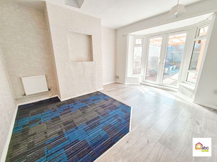 1 Bedroom Flat To Rent In Dart Green, South Ockendon, RM15