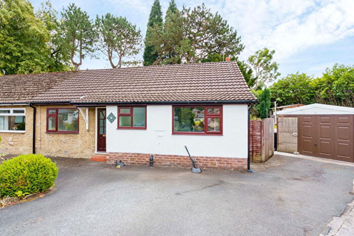 2 Bedroom Semi-Detached Bungalow For Sale In Old Hall Close, Glossop, SK13