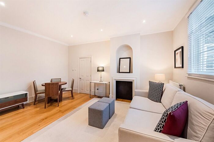 1 Bedroom Terraced House To Rent In Motcomb Street, Knightsbridge, SW1X