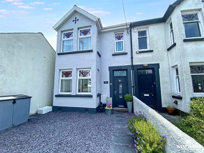 3 Bedroom Semi-Detached House For Sale In City Road, Haverfordwest, SA61