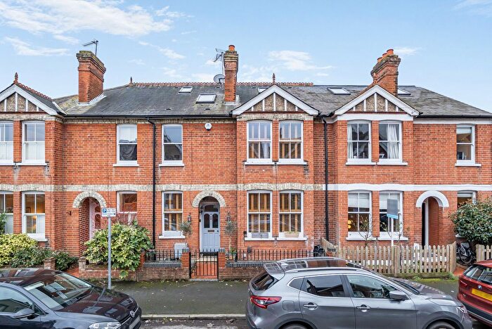 4 Bedroom Terraced House For Sale In Holstein Avenue, Weybridge, KT13