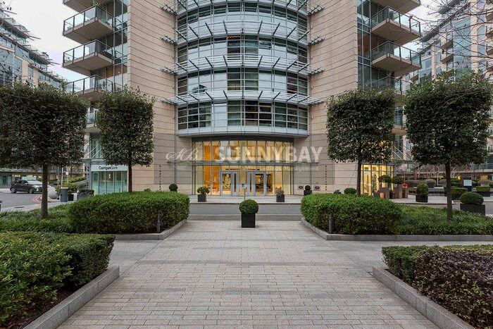 2 Bedroom Flat To Rent In Battersea Reach, Battersea SW18