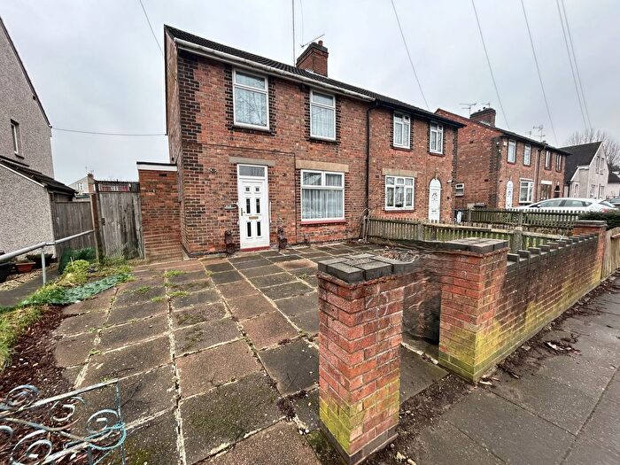 3 Bedroom Semi-Detached House To Rent In Saffron Lane, Leicester, LE2