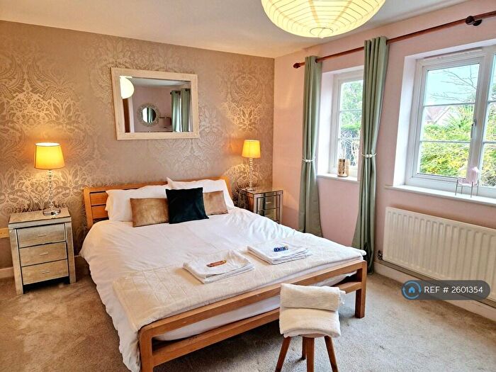 4 Bedroom Terraced House To Rent In Northcroft, Cheltenham, GL50