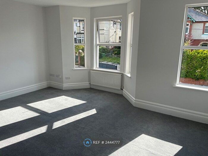 2 Bedroom Flat To Rent In Studley Road, Torquay, TQ1