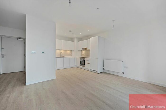 1 Bedroom Flat To Rent In East Acton Lane, London, W3