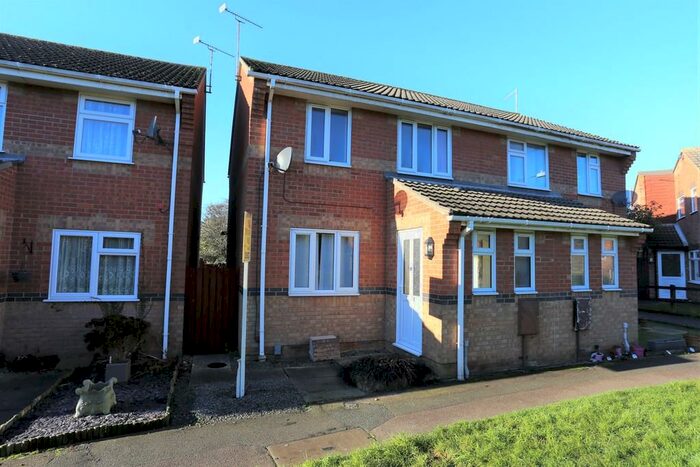 3 Bedroom Semi-Detached House To Rent In Culford Walk, Felixstowe, IP11