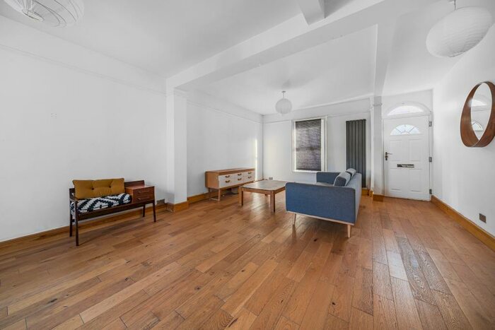 3 Bedroom Terraced House To Rent In Brunswick Street, Reading, RG1