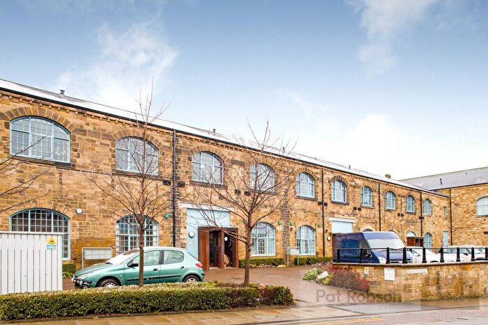 2 Bedroom Apartment To Rent In Kenilworth House, Fletcher Road, Greensfield, Gateshead, NE8