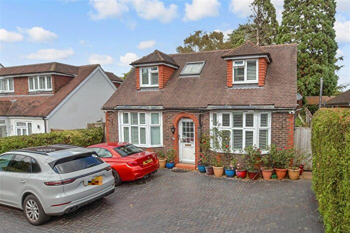 5 Bedroom Detached House For Sale In Parsonage Road, Horsham, West Sussex, RH12