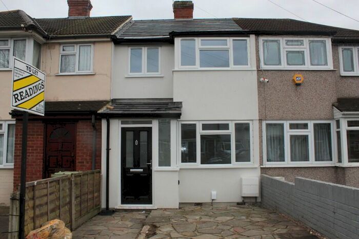 3 Bedroom Terraced House To Rent In Elm Park Avenue, Hornchurch, London, RM12