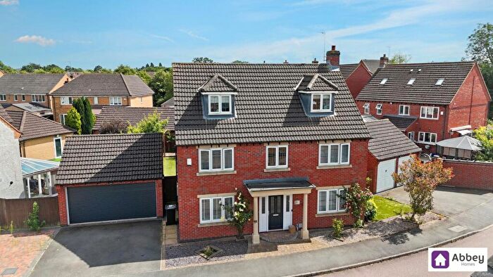 5 Bedroom Detached House For Sale In Billesdon Close, Leicester, LE3