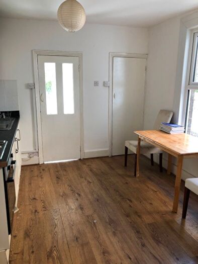 Studio To Rent In Callcott Road, London, NW6