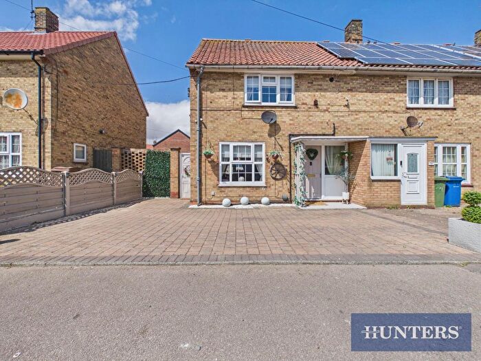 3 Bedroom End Of Terrace House For Sale In Matson Road, Bridlington, YO16