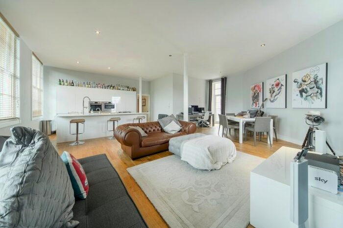 2 Bedroom Flat To Rent In Sheepcote Street, Birmingham, B16