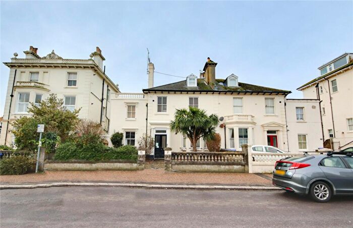 1 Bedroom Flat For Sale In Heene Road, Worthing, West Sussex, BN11