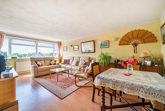 1 Bedroom Flat For Sale In Slough Lane, London, NW9