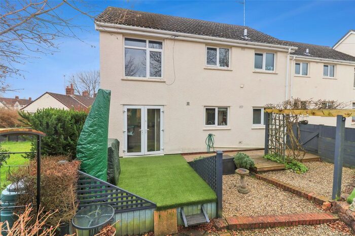 1 Bedroom Flat For Sale In Wiveliscombe, Taunton, Somerset, TA4