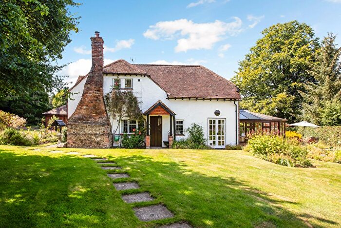 4 Bedroom Detached House For Sale In The City, Bledlow Ridge, HP14