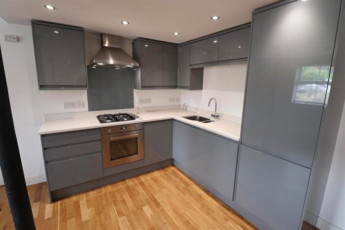 2 Bedroom Flat For Sale In Stockley Street, Northampton, NN1