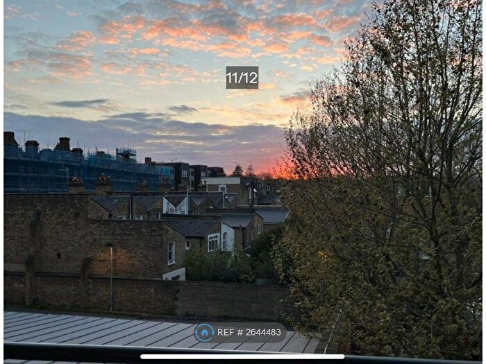 2 Bedroom Flat To Rent In Albion Road, London, N16