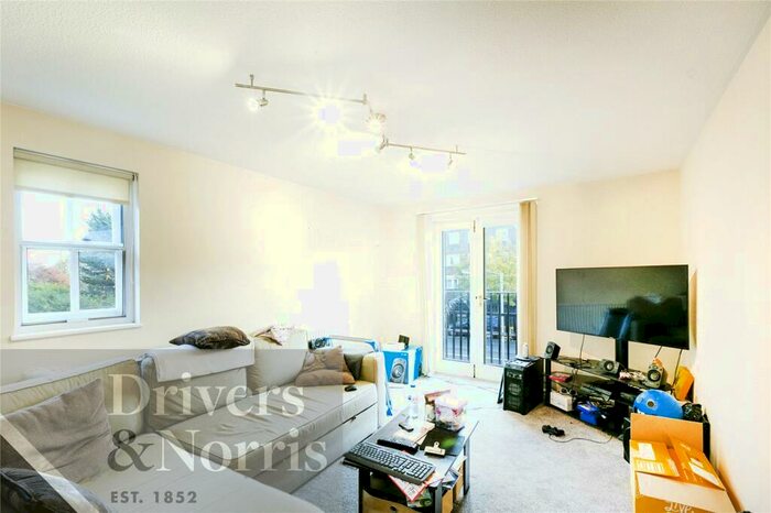 1 Bedroom Apartment To Rent In Moriatry Close, Holloway, London, N7
