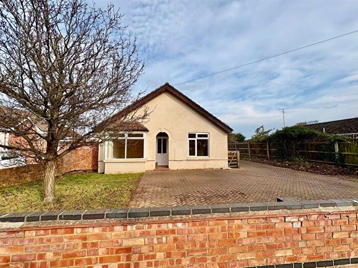 4 Bedroom Detached Bungalow To Rent In Fulbridge Road, Werrington, Peterborough, PE4