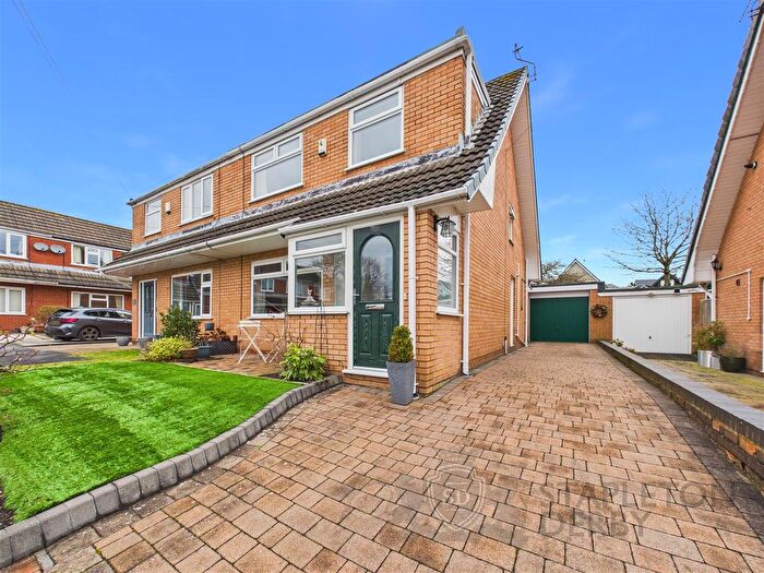 3 Bedroom Semi Detached House For Sale In Beech Gardens, Rainford, St. Helens, WA11