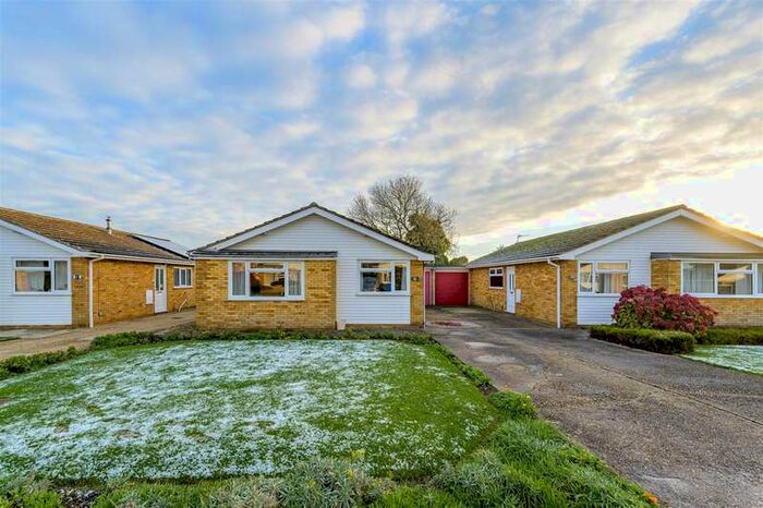 3 Bedroom Detached Bungalow For Sale In Poplar Court, Old Leake, Boston, PE22