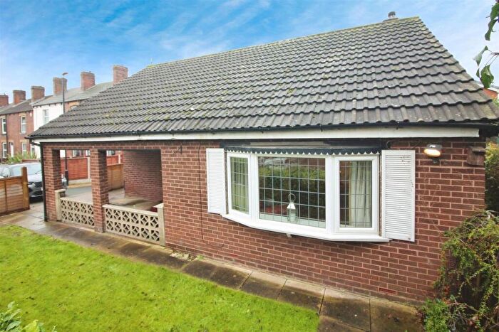 2 Bedroom Detached Bungalow For Sale In Clayton Street, Rothwell, Leeds, LS26