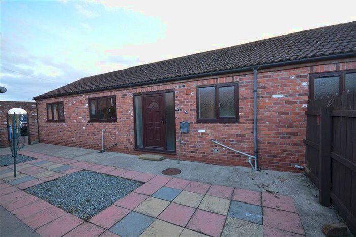 2 Bedroom Cottage To Rent In Melbourne Grange Farm, Kidd Lane, YO42