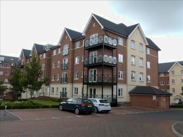 2 Bedroom Apartment To Rent In Viridian Square, Aylesbury, HP21